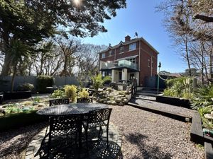 Photo 28- click for photo gallery